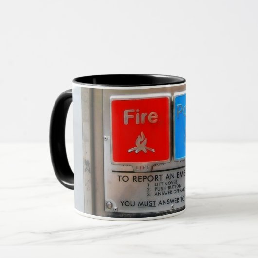 Alter Notruf-Kasten Tasse (Vorderseite Links)