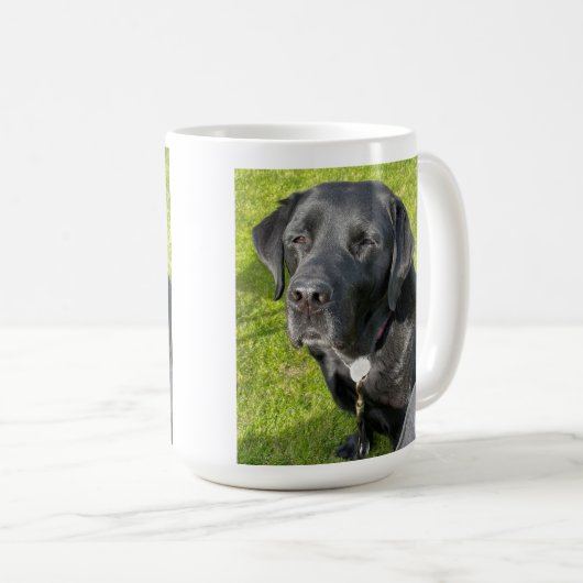 Alter schwarzer Labrador Retriever Hund Kaffeetasse (VorderseiteRechts)