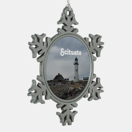 Alter Scituate Leuchtturm Schneeflocken Zinn-Ornament (Links)