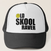 Alter Skool Raver 2 (Weiß) Truckerkappe (Vorderseite)
