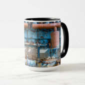 Alter und rostiger Atlas Imperial Diesel Motor in Tasse (VorderseiteRechts)