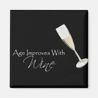Alter verbessert sich mit Wein in schwarz Magnet