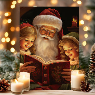 Alter Weihnachtsmann liest Kindern vor Feiertagskarte