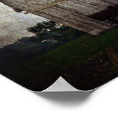 Alter weißer Stall auf dem Feld Poster (Ecke)