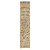 Ältere Futhark gewundene Kunst auf hölzerner Kurzer Tischläufer (Vorderseite)