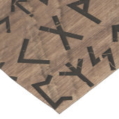 Ältere Futhark Rundschreiben-Zusammensetzung Kurzer Tischläufer (Ecke)