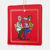 Ältere männliche Optometristin Keramikornament (Links)