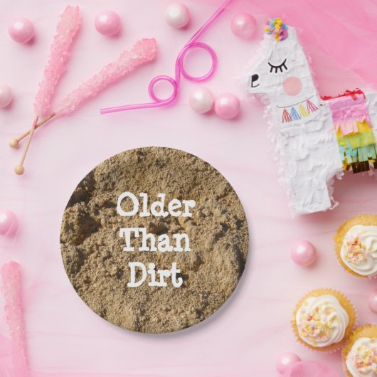 Ältere Teller als Papierschreiber (Party)