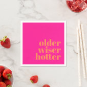 Ältere weiser Hotter Bold Pink Orange Geburtstag Serviette (Beispiel)