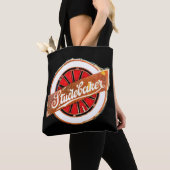 Älteres Emblem Tasche (Von Nahem)