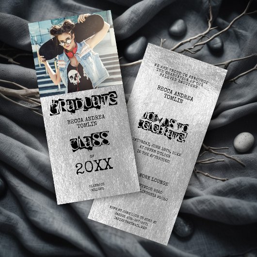 Alternative Grunge Grad Metallischer Silbereffekt