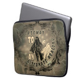 Alternative Realität 2 Laptopschutzhülle (Vorderseite Links)