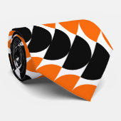 Alternierende Crescents 02a - Orange und Schwarz Krawatte (Gerollt)