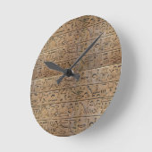 Altes ägyptisches Hieroglyphen-Designer-Geschenk Runde Wanduhr (Winkel)