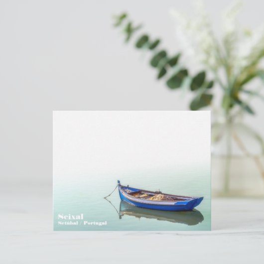 Altes Aiola Boot. Kleines Ruderboot in Seixal Bay. Postkarte (Stehend Vorderseite)