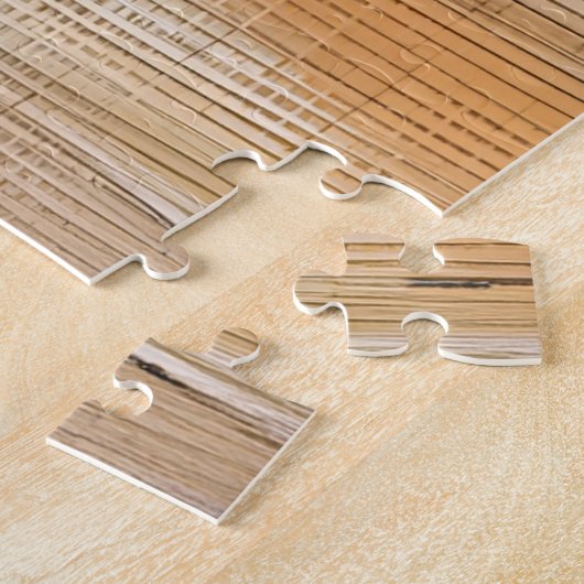 Altes, altes Schiff auf einem Sandstrand Puzzle (Seite)