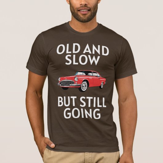 Altes Auto fährt noch T-Shirt (Vorderseite)