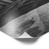 Altes Auto in einer Straße in Italien mit Meer Fotodruck (Ecke)