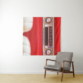 Altes Autoradio in einem roten klassischen amerika Wandteppich (Beispiel (Horizontal))
