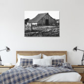 Altes Bauernhaus Stall dunkel Stretched Canvas Pri Leinwanddruck (Insitu (Schlafzimmer))