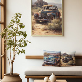 Altes blaues verlassenes Auto in der Wüste auch Kissen