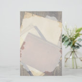 Altes Buch deckt Geschosse ab Briefpapier (Stehend Vorderseite)