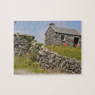 Altes Cottage und Steinmauern Galway Irland. Puzzle