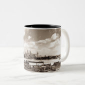 Altes Detroit Zweifarbige Tasse (VorderseiteRechts)
