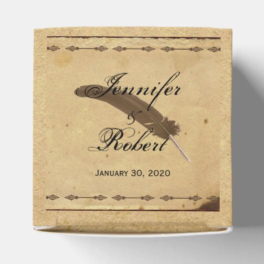 Altes elegantes Parchment mit Quill Weddin Geschenkschachtel (Oben)