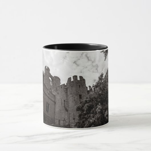 Altes englisches Schloss. Tasse (Zentrum)