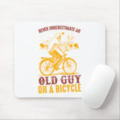 Altes Fahrerdesign | Fahrrad | nie unterschätzen Mousepad (Mit Mouse)