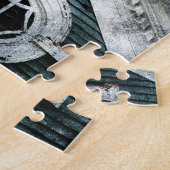 Altes Fenster und Taube Puzzle (Seite)