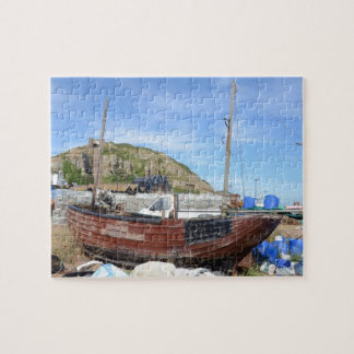 Altes Fischerboot am Strand Puzzle