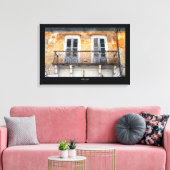 Altes Gebäude Balkone, Limassol, Zypern Leinwand (Insitu (Wohnzimmer))