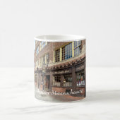Altes Gebäude in Boston Massachusetts Kaffeetasse (Mittel)