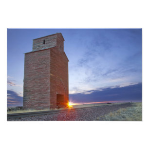 Altes Getreidespeicher in Collins Montana bei Sonn Fotodruck