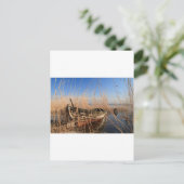 Altes Holzboot in Schilf Postkarte (Stehend Vorderseite)