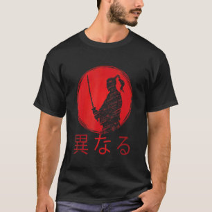 Altes japanisches Moon Samurai Katana Sport Sword T-Shirt