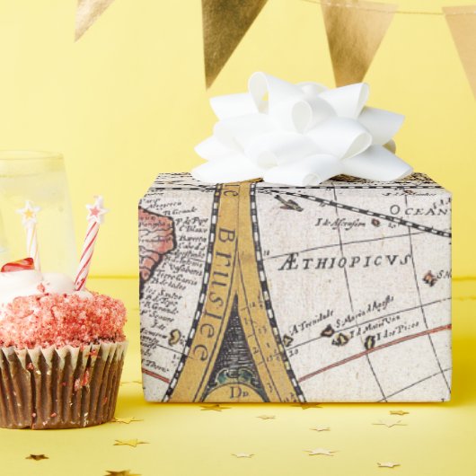 Altes Kartenmuster Geschenkpapier (Geburtstagsparty)