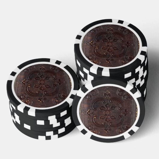 Altes Lederbuch fällt herunter Pokerchips (Stapel)