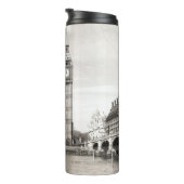 Altes London, schwarz und weiß. Thermosbecher (Nach rechts gedreht)