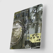 altes Retro-U-Boot Quadratische Wanduhr (Winkel)