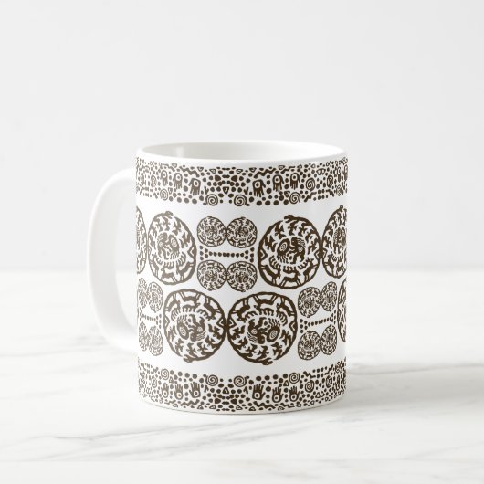 Altes Ritual: Mensch, Schild, Vögel und Hirsch Kaffeetasse (Vorderseite Links)