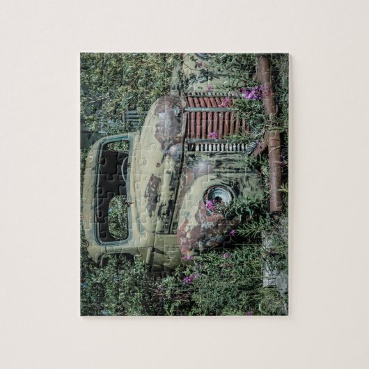 Altes rostiges Schrott-Auto Puzzle (Vertikal)