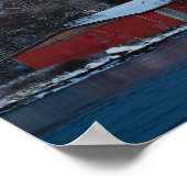 Altes rotes Holzboathotel mit Vollmondplakat Poster (Ecke)