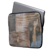 Altes rustikales Holz und gealterte Nägel Laptopschutzhülle (Vorderseite Links)