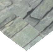 Altes Steinwand-Muster, rustikale Tischdecke (Schrägansicht)