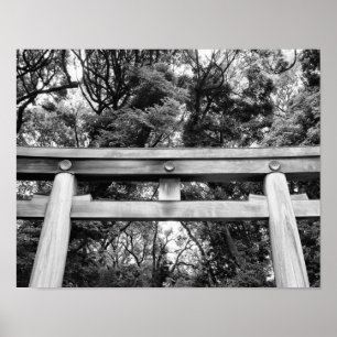 Altes Tor am Meiji-Schrein im Yoyogi-Park in Tokio Poster