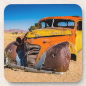 Altes und verlassenes Auto in Solitaire, Namibia Getränkeuntersetzer (Vorderseite)