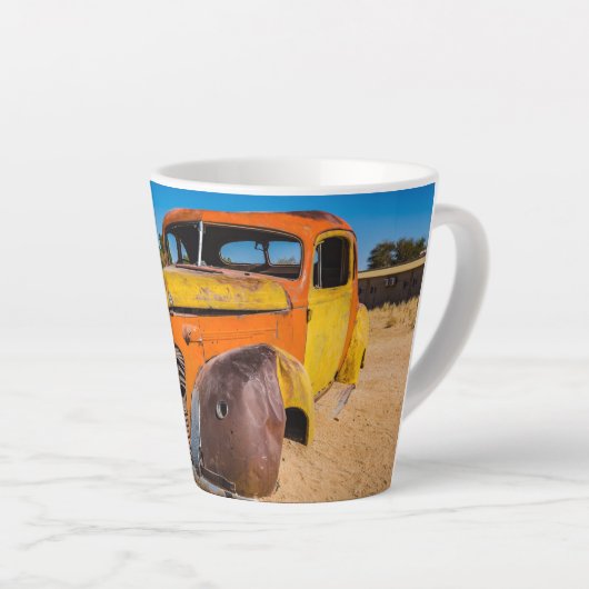 Altes und verlassenes Auto in Solitaire, Namibia Milchtasse (Rechte Ecke)